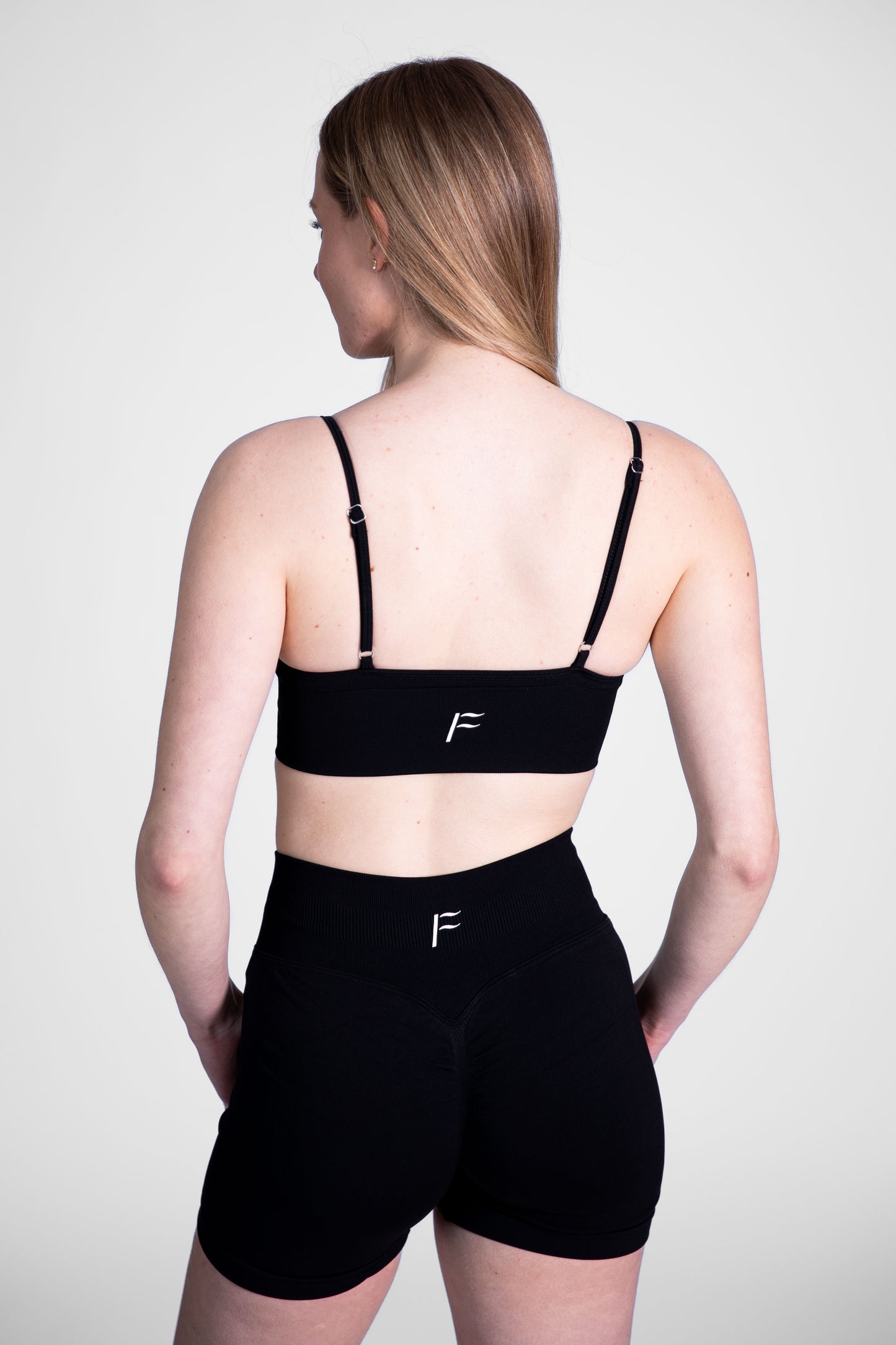 Sport bh voor dames, black, zwart, ondersteunende sportkleding, Fanatique Sportswear