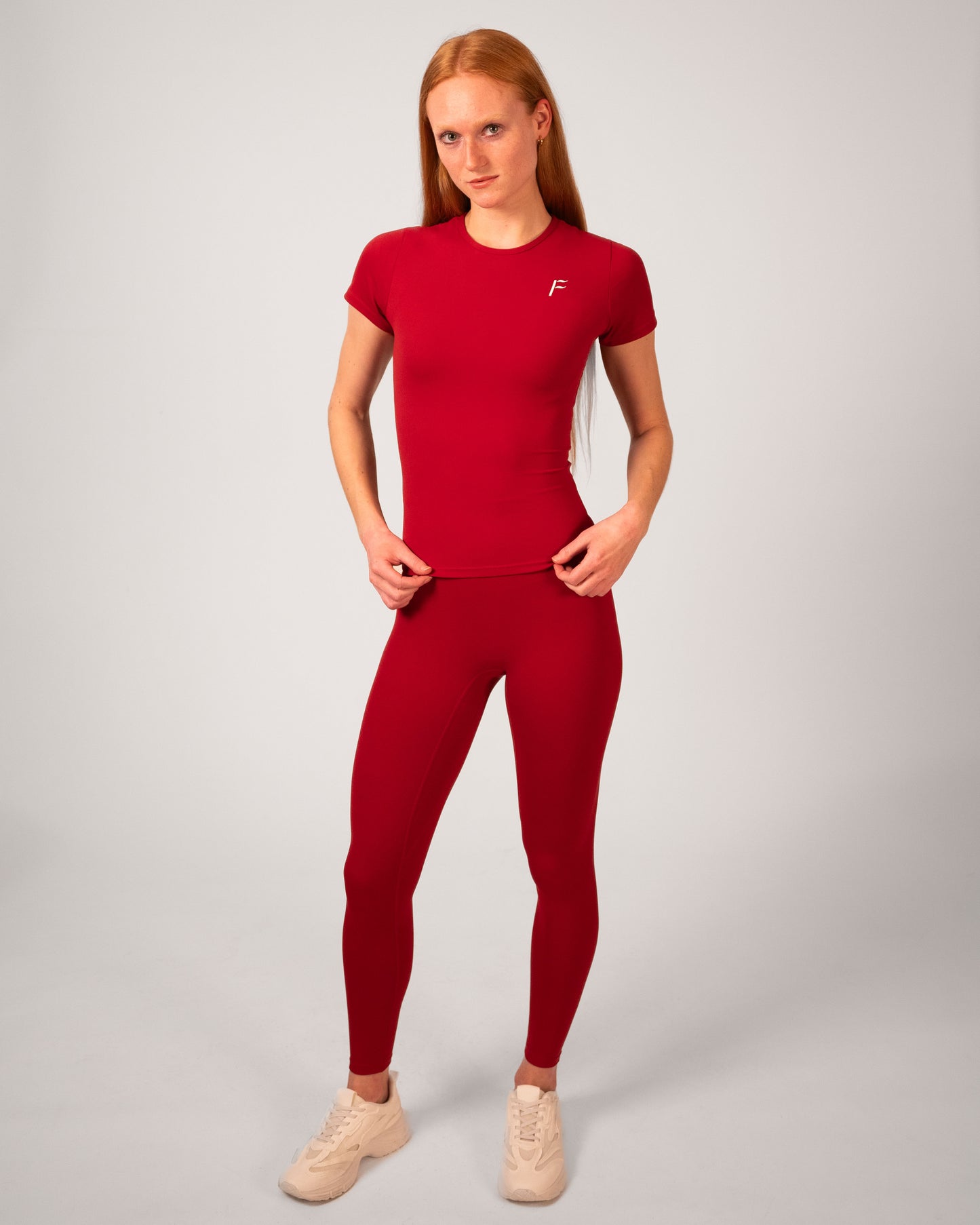 outfit Fanatique Sportswear rood sport shirt dames fitness shirt seamless stretch naadloos sport shirt t-shirt dames seamless sport shirt Fanatique Sportswear