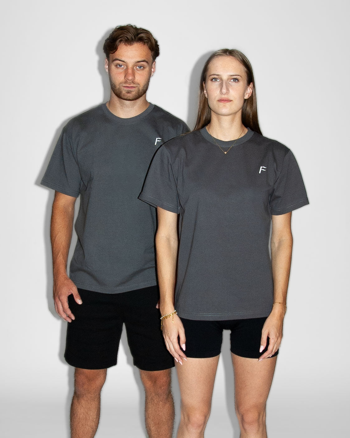 oversized unisex shirt dames en heren donkergrijs Fanatique Sportswear voorkant samen