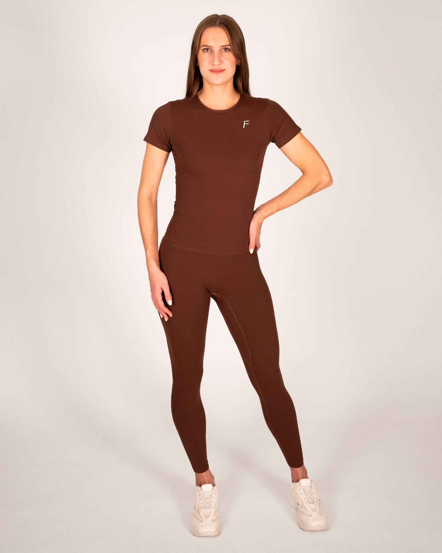 outfit Fanatique Sportswear dames sportlegging donkerbruin donkerbruine sportlegging dames squatproof sportlegging dames squat proof Fanatique Sportswear